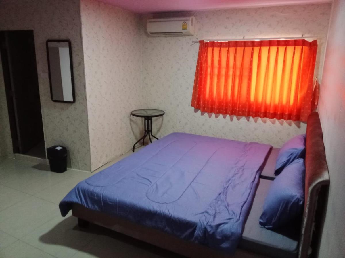 Uno Inn Bangkok Eksteriør billede