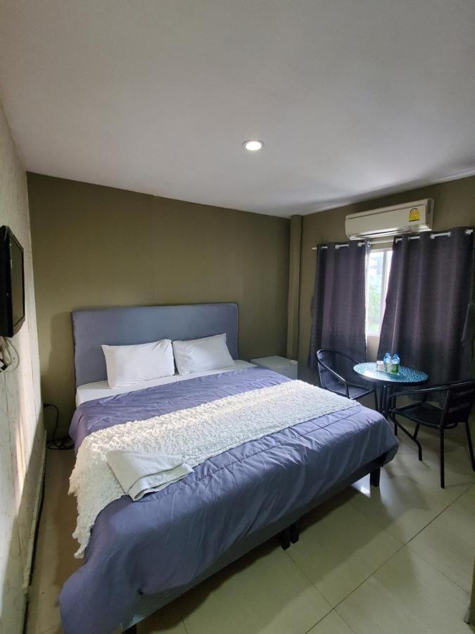 Uno Inn Bangkok Eksteriør billede