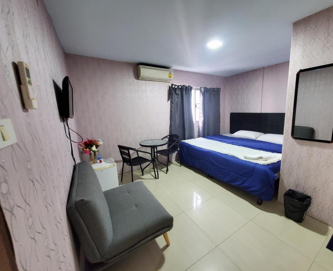 Uno Inn Bangkok Eksteriør billede
