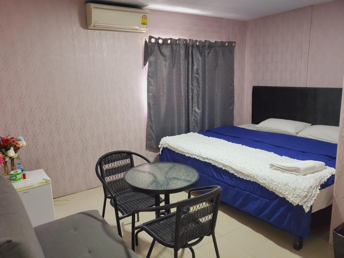 Uno Inn Bangkok Eksteriør billede